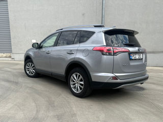 Toyota Rav 4 foto 3