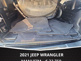 Jeep Wrangler foto 8