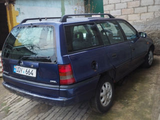 Opel Astra foto 3