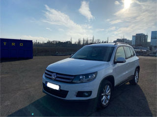 Volkswagen Tiguan foto 2