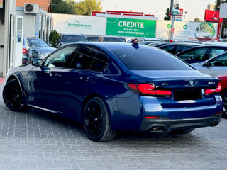 BMW 5 Series foto 4