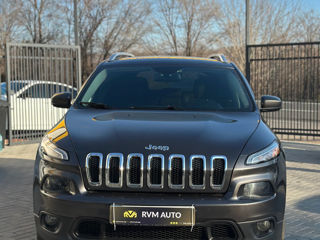 Jeep Cherokee foto 2