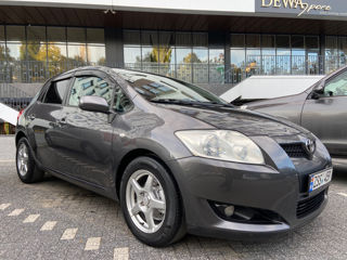 Toyota Auris foto 2