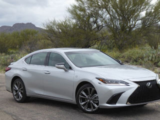 Vind la Lexus ES 2018 - 2023