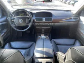 BMW 7 Series foto 7