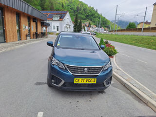 Peugeot 5008 foto 1