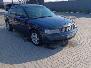 Volkswagen Passat foto 2