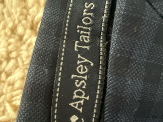 Apsley Tailors foto 4