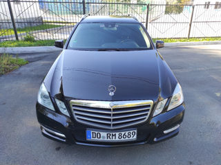 Mercedes E-Class foto 3