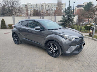 Toyota C-HR foto 3