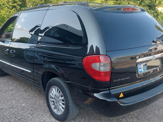 Chrysler Grand Voyager foto 3