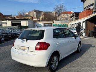 Toyota Auris foto 3