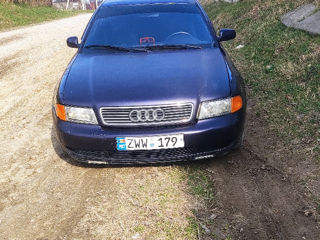 Audi A4 foto 1