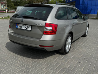 Skoda Octavia foto 4