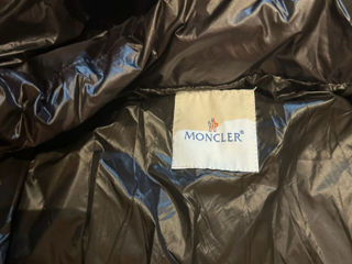 Moncler Montbeliard foto 3