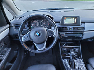 BMW 2 Series Active Tourer foto 9