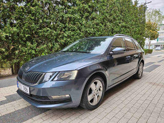 Skoda Octavia foto 2