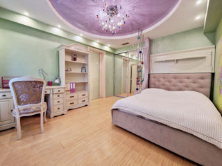 Apartament cu 4 camere, 200 m², Centru, Chișinău foto 12