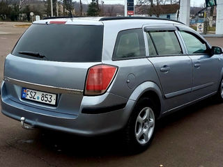 Opel Astra foto 4