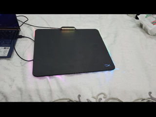 Vând mouse pad Hyper X