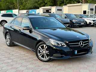 Mercedes E-Class foto 5