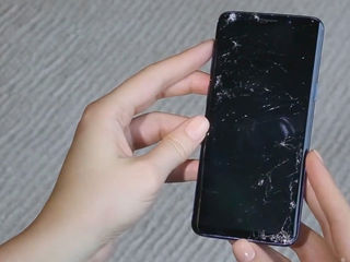 Samsung Galaxy S 9 (G960) L-ai stricat? Nu-i nimic, adă-l la noi! foto 1