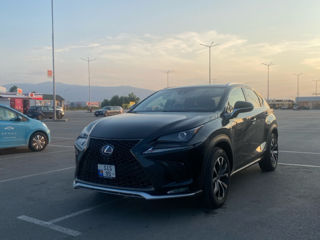 Lexus NX Series foto 1