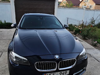 BMW 5 Series foto 2