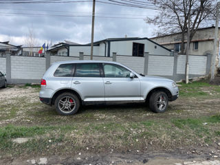 Volkswagen Touareg foto 3