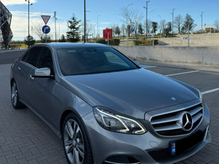 Mercedes E-Class foto 2