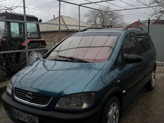 Opel Zafira foto 5