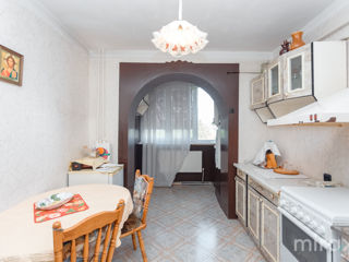 Apartament cu 3 camere, 68 m², Râșcani, Chișinău foto 1
