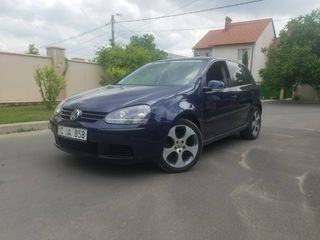 Volkswagen Golf foto 1