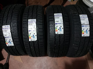 235 65 R16C 121/119R Michelin Agilis Alpin