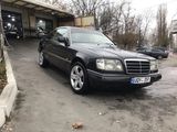 Mercedes E Class foto 3