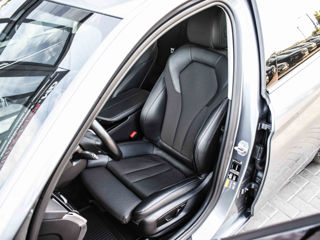 BMW 5 Series foto 8