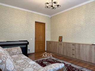 Casă individuală cu reparație în Dumbrava, 6 ari, 180 m2, 2 nivele, cazangerie, garaj, beci. foto 13