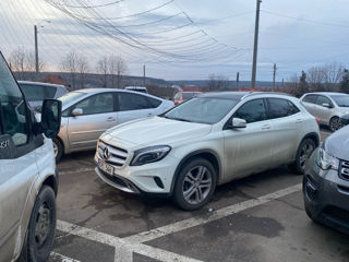 Mercedes GLA foto 2