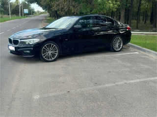 BMW 5 Series foto 1