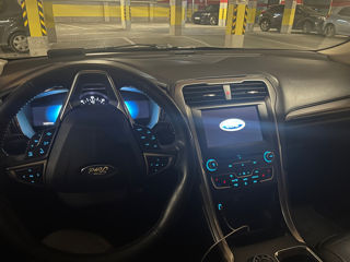 Ford Fusion foto 5