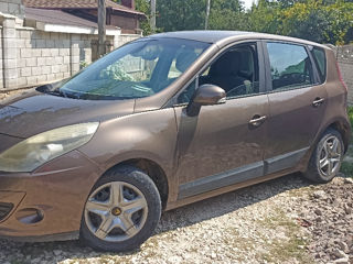 Renault Scenic foto 1