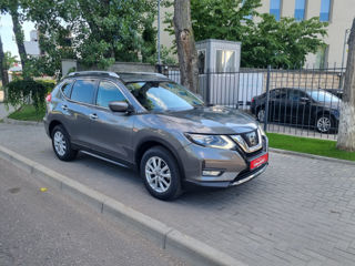 Nissan X-Trail foto 3