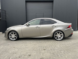 Lexus IS Series foto 8