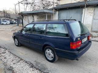 Volkswagen Passat foto 4