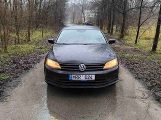 Volkswagen Jetta foto 7