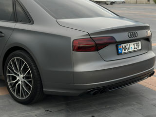 Audi A8 foto 4