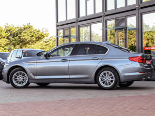 BMW 5 Series foto 5