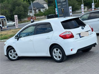 Toyota Auris foto 2