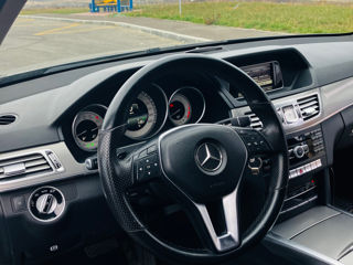 Mercedes E-Class foto 4