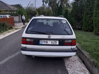 Volkswagen Passat foto 3